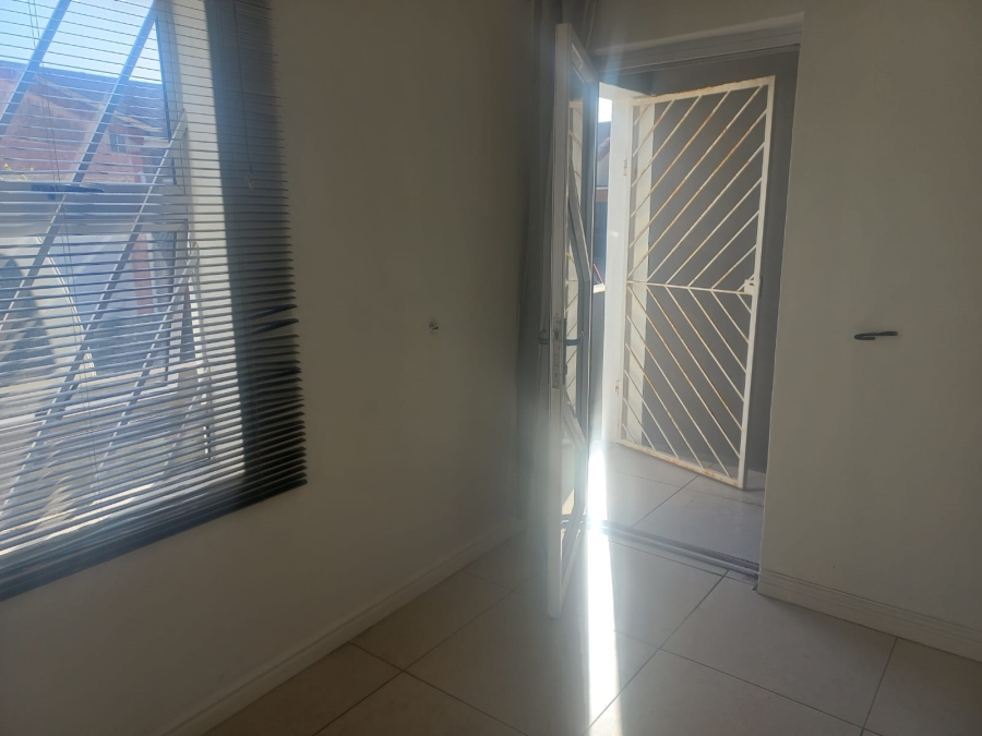 3 Bedroom Property for Sale in Rocklands Western Cape